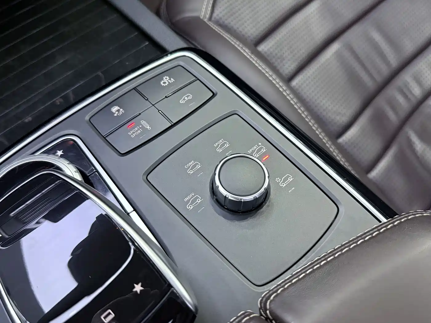 Mercedes-Benz GLS AMG 2016 AMG GLS 63 4MATIC фото 22