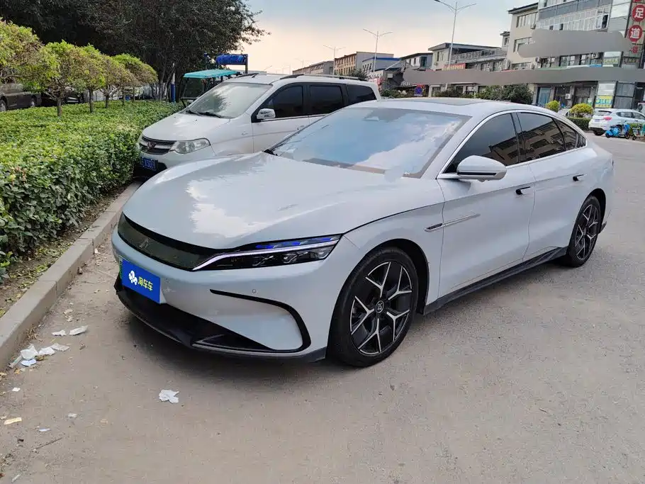 BYD Han 2024