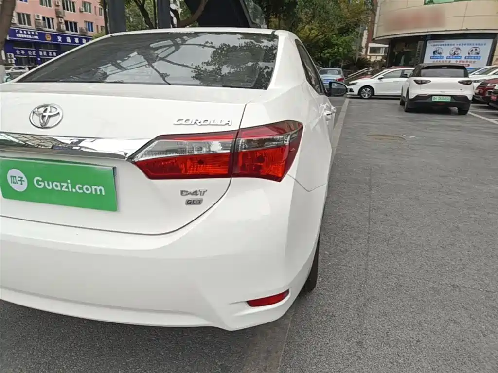 Toyota Corolla 2017 Facelift 1.2T S-CVT GL-i фото 8