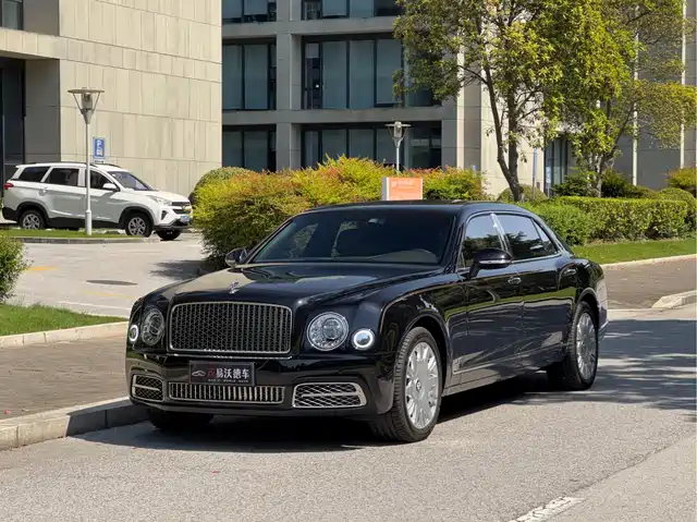  Bentley Mulsanne 2017 6.8T Long Wheelbase