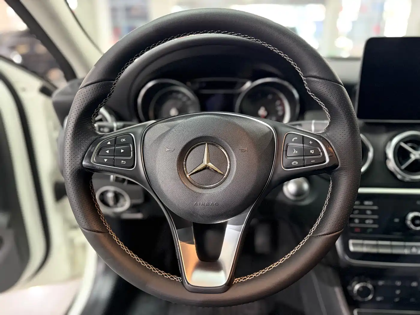 Mercedes-Benz GLA 2018 GLA 220 4MATIC Sport фото 8