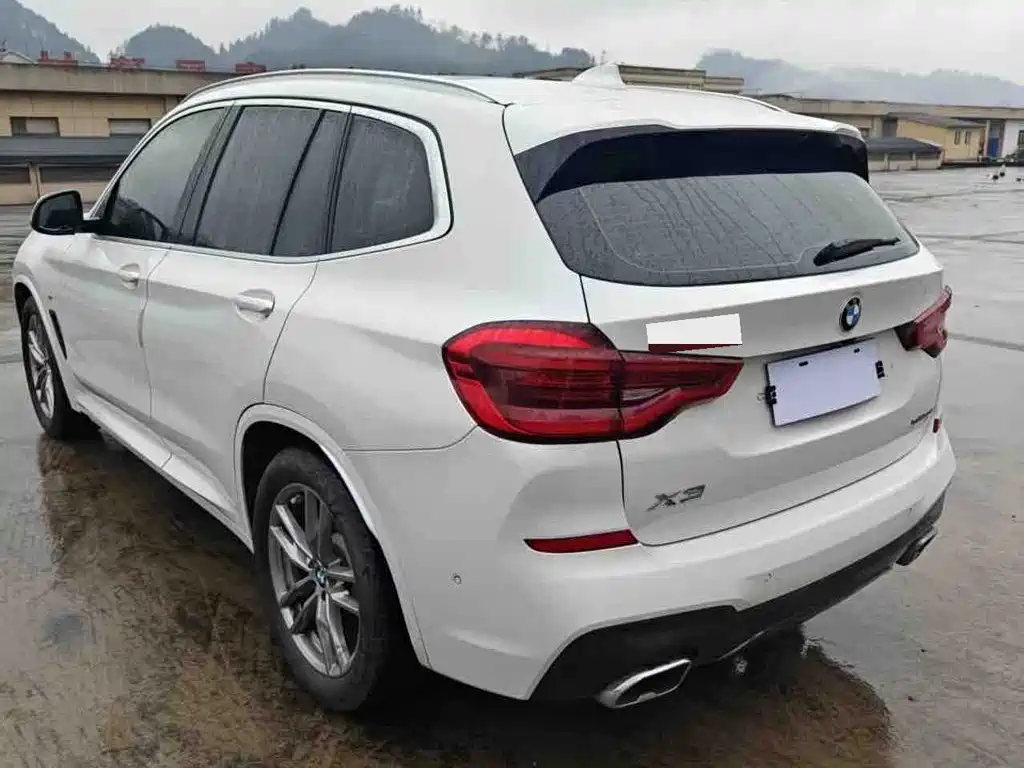Photo 5 - BMW X3