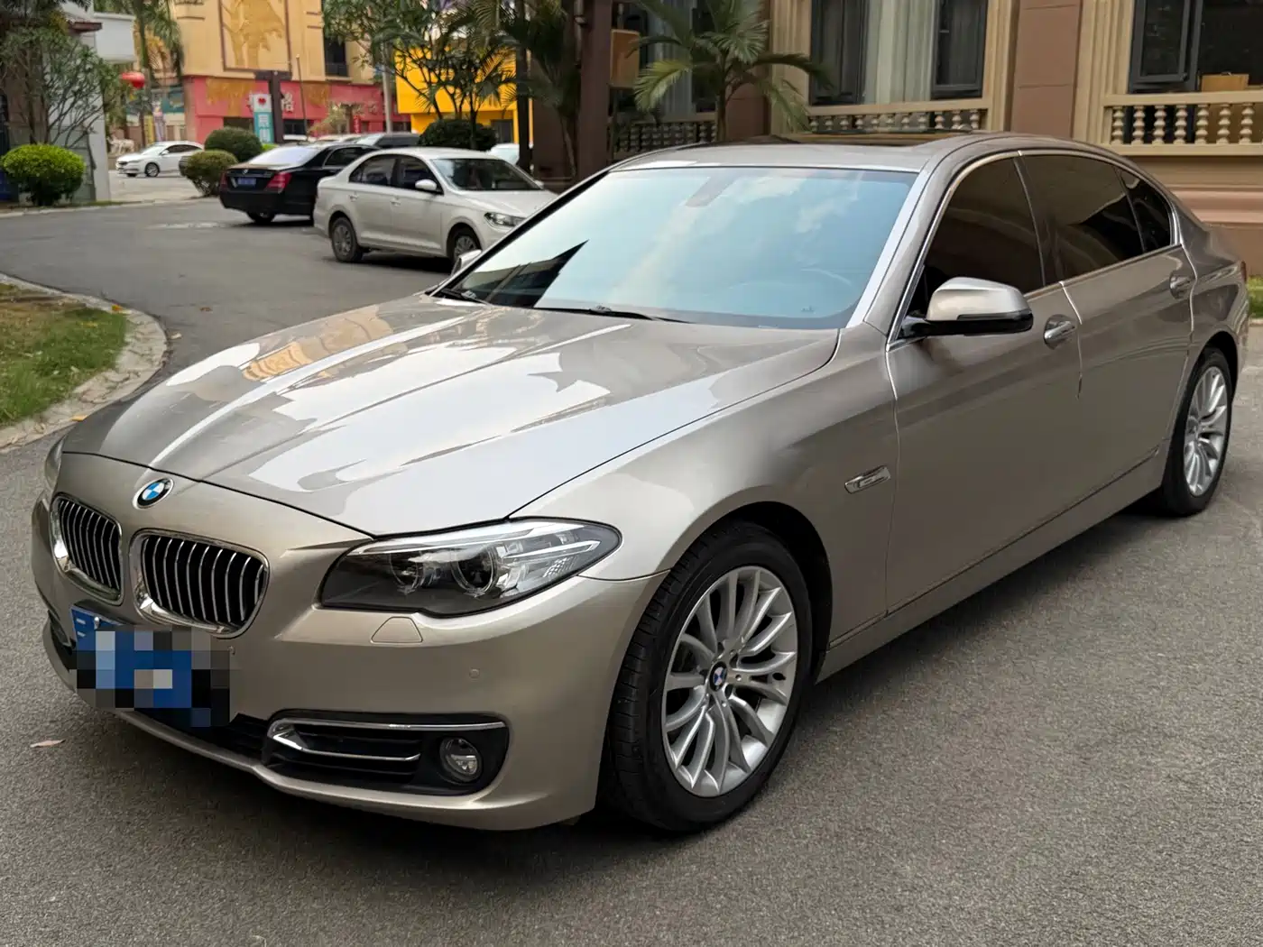 BMW 5 Series 2017 525Li Luxury Design Package