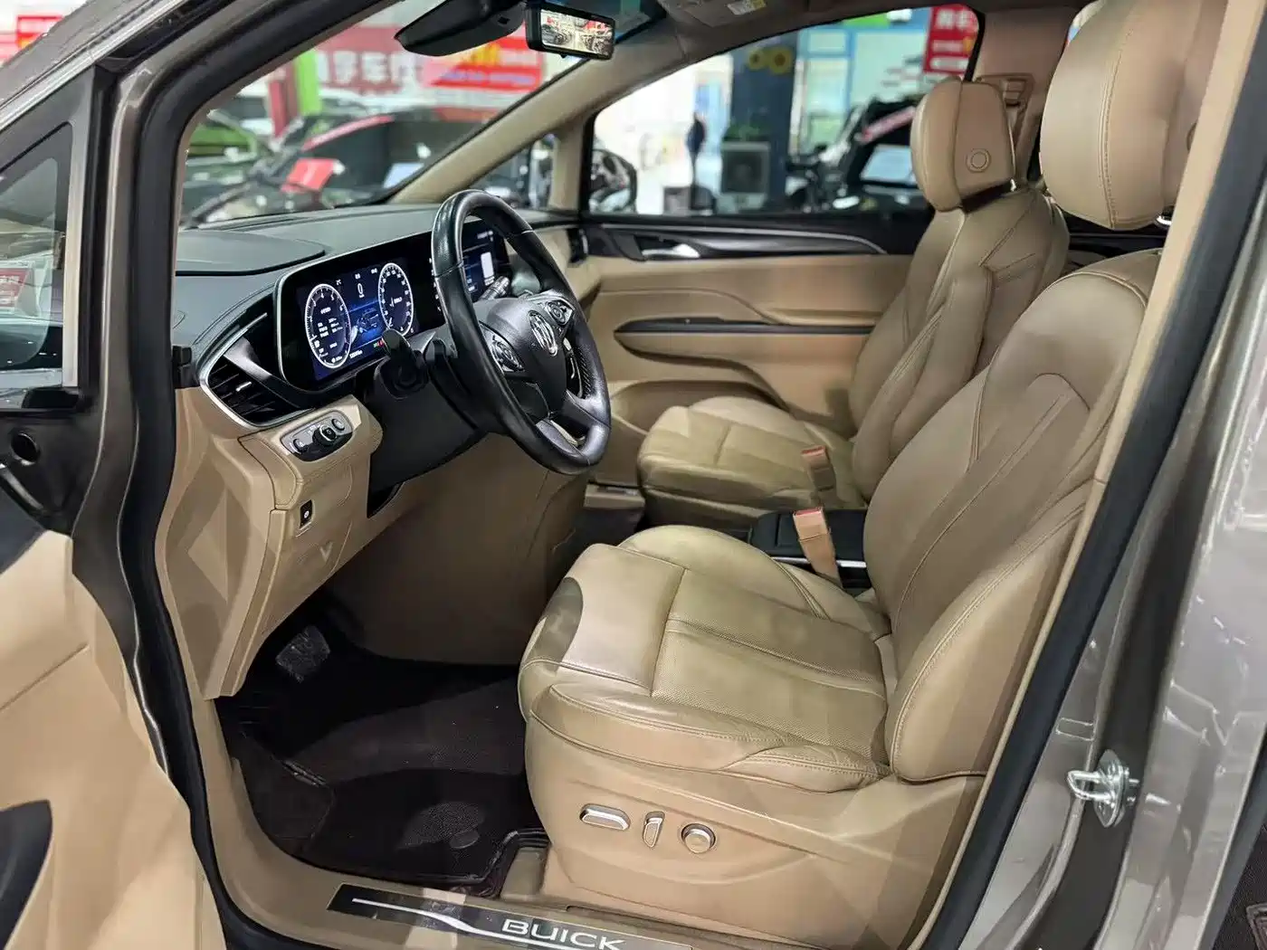 Buick GL8 2021 ES Landlord 653T Flagship фото 5