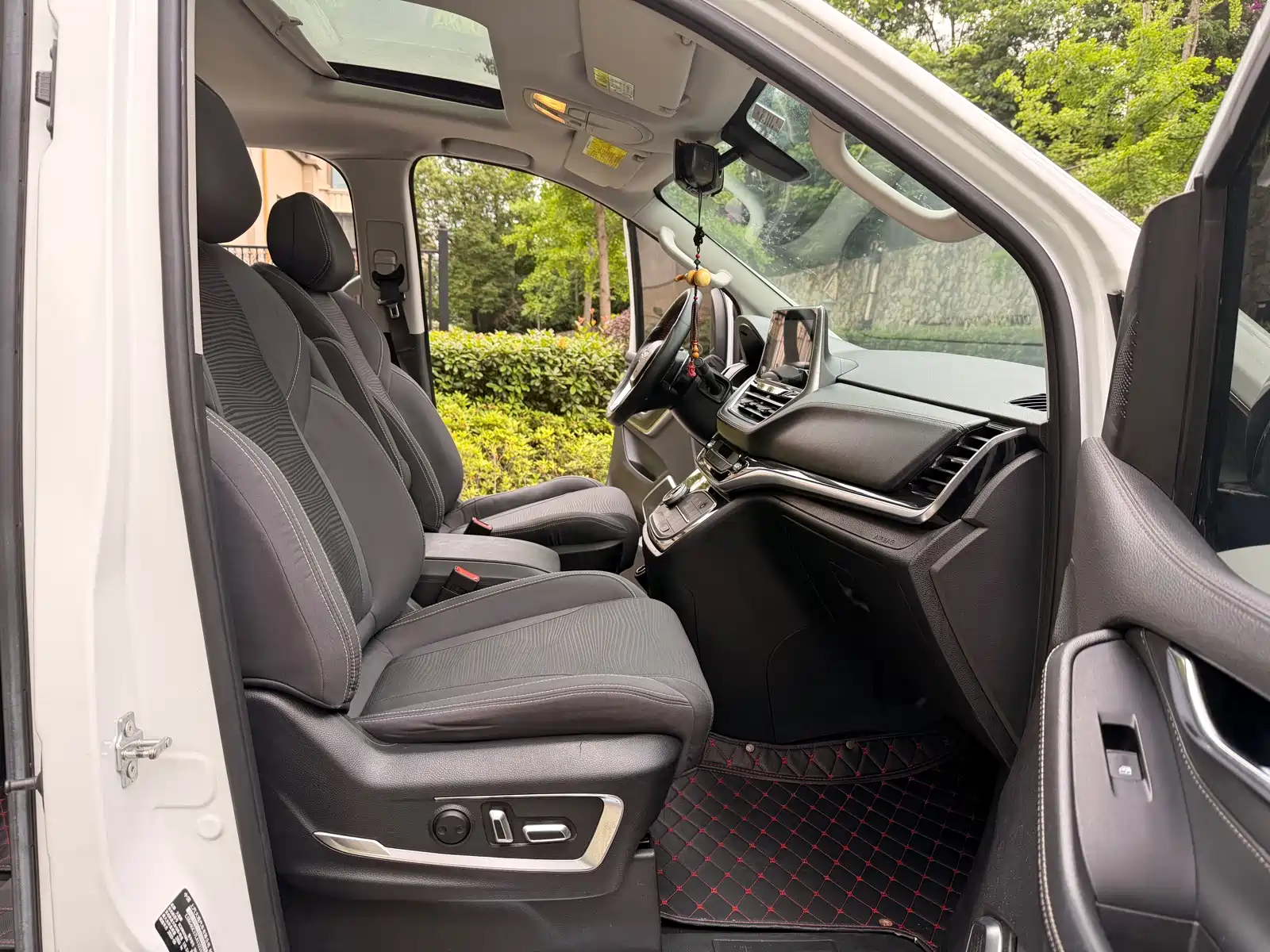 Фото 35 - Maxus G20