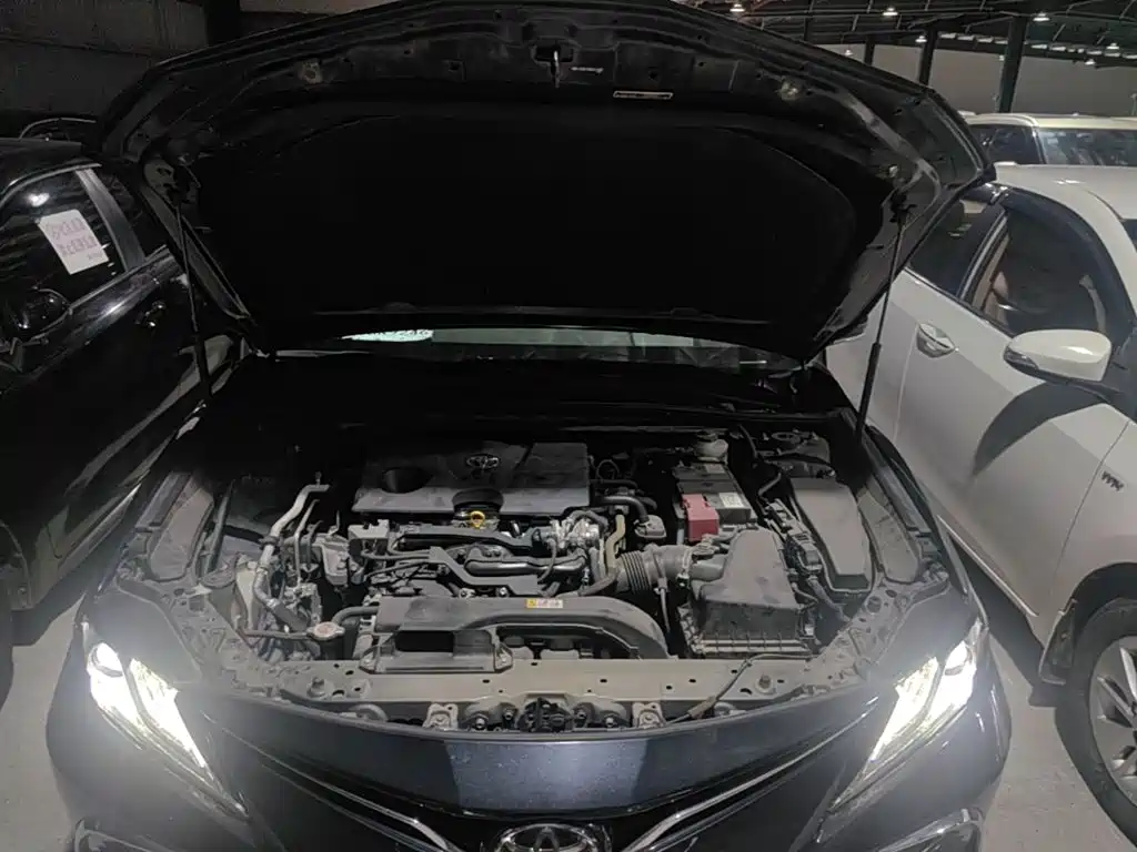 Toyota Camry 2023 2022 2.0GVP Leading Edition