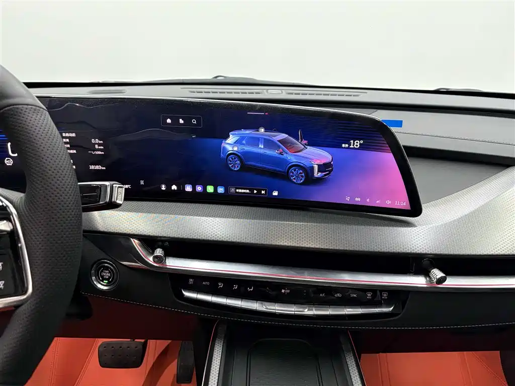 CADILLAC XT5