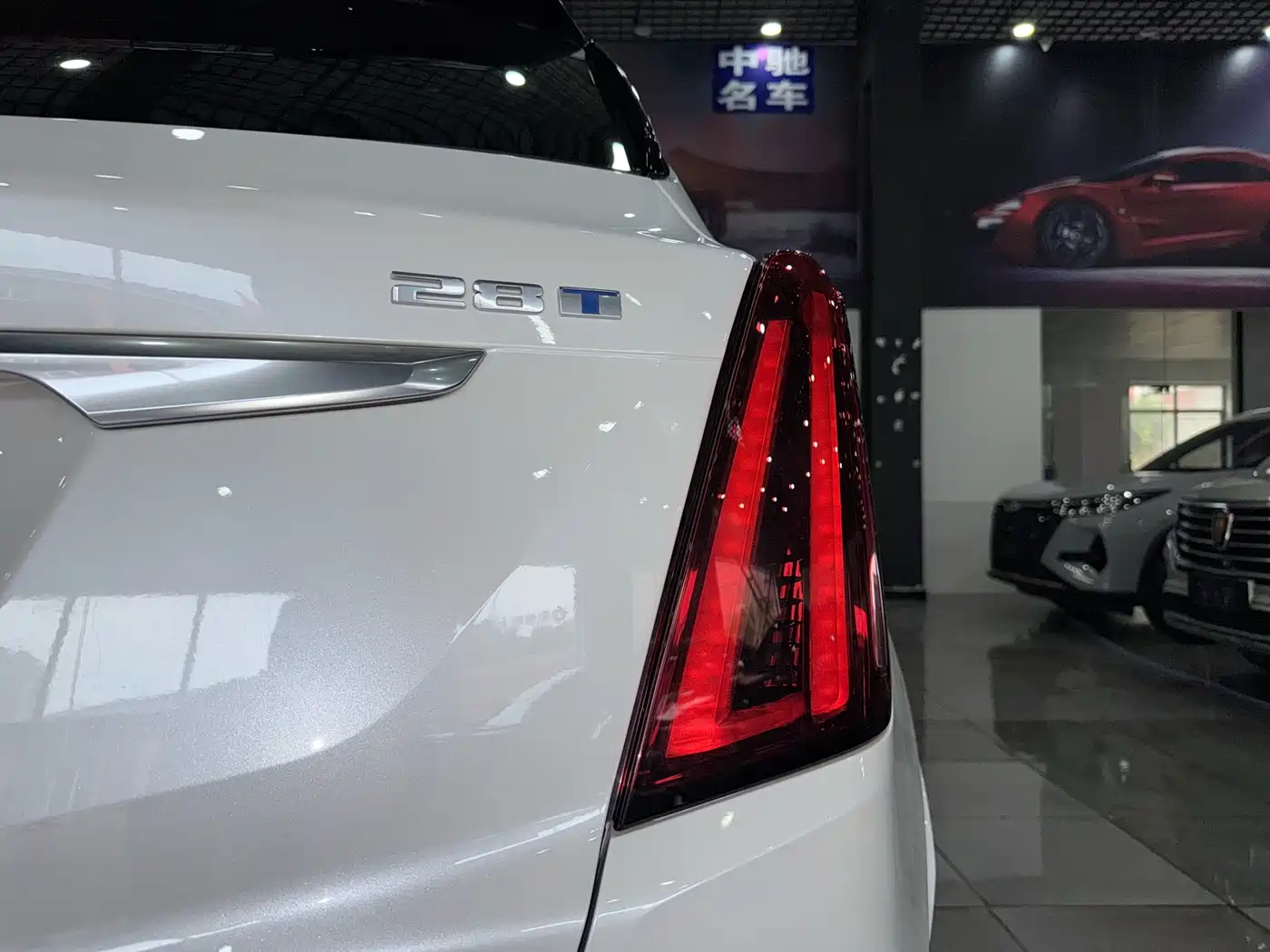 CADILLAC XT5