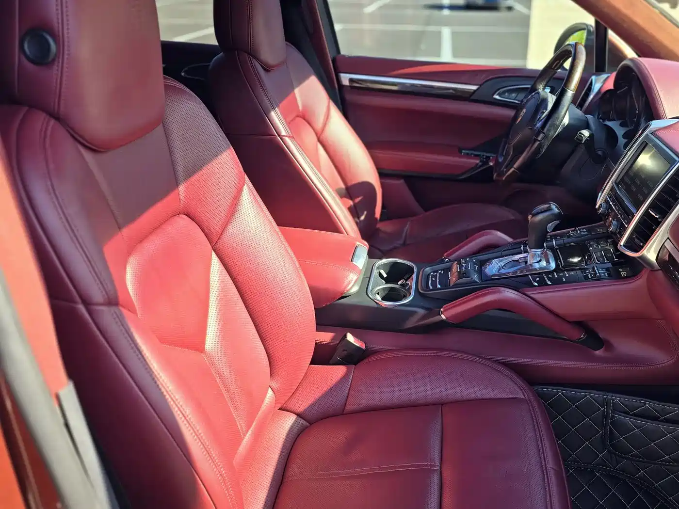 Porsche Cayenne 2014 Cayenne Platinum Edition 3.0T фото 12