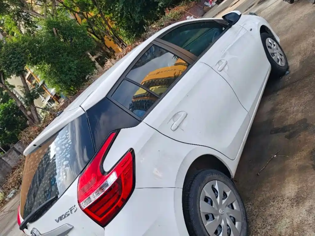Фото 4 - Toyota Vios FS