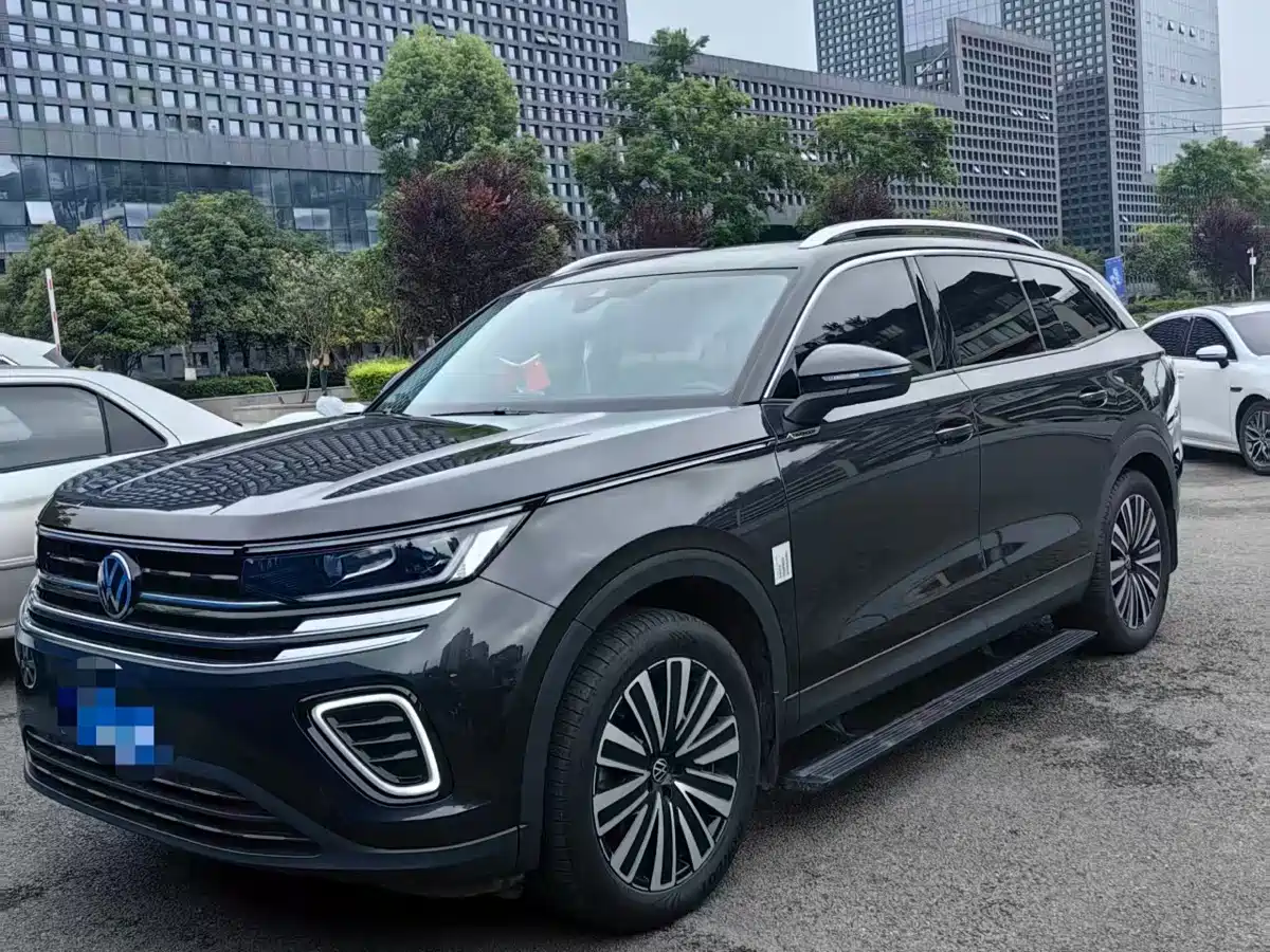 Volkswagen Talagon 2023 330TSI Luxury Touring Edition