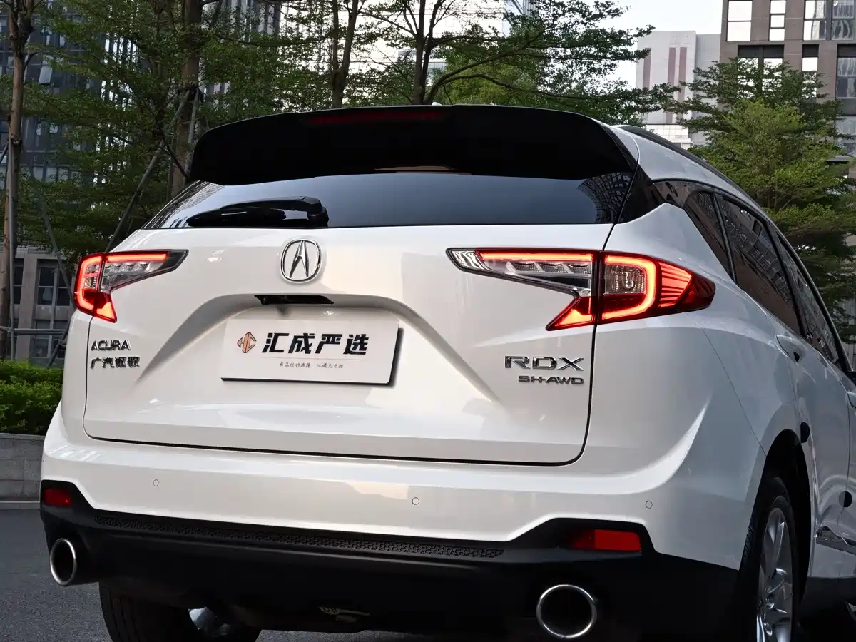 Photo 12 - Acura RDX