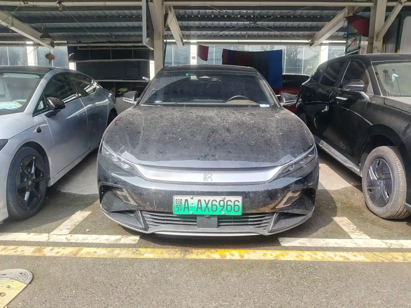 Photo 2 - BYD Han