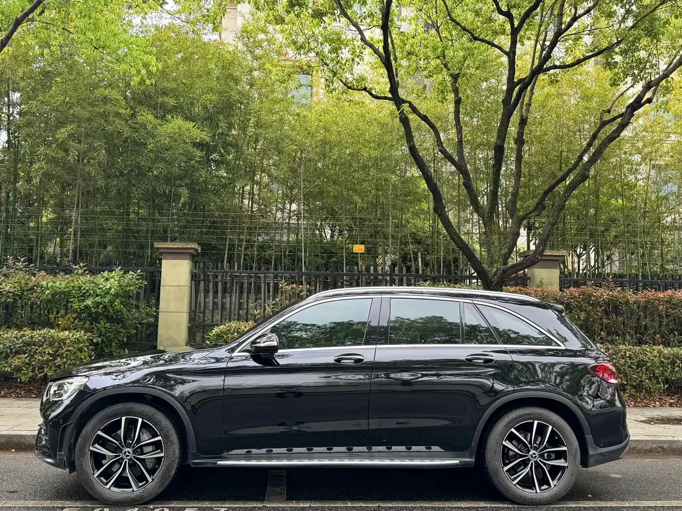 Mercedes-Benz GLC 2020 GLC 300 L 4MATIC Dynamic фото 3