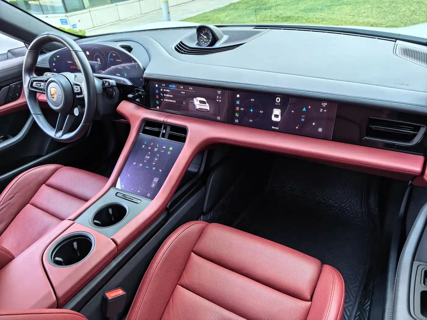 Porsche Taycan 2022 Facelift Taycan фото 22