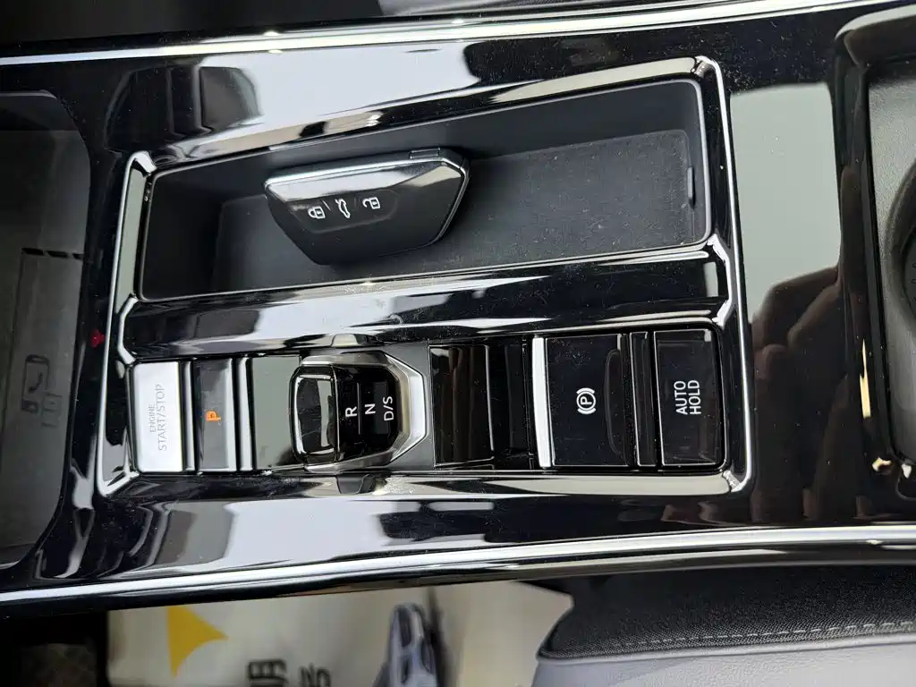 Photo 19 - Volkswagen Lamando