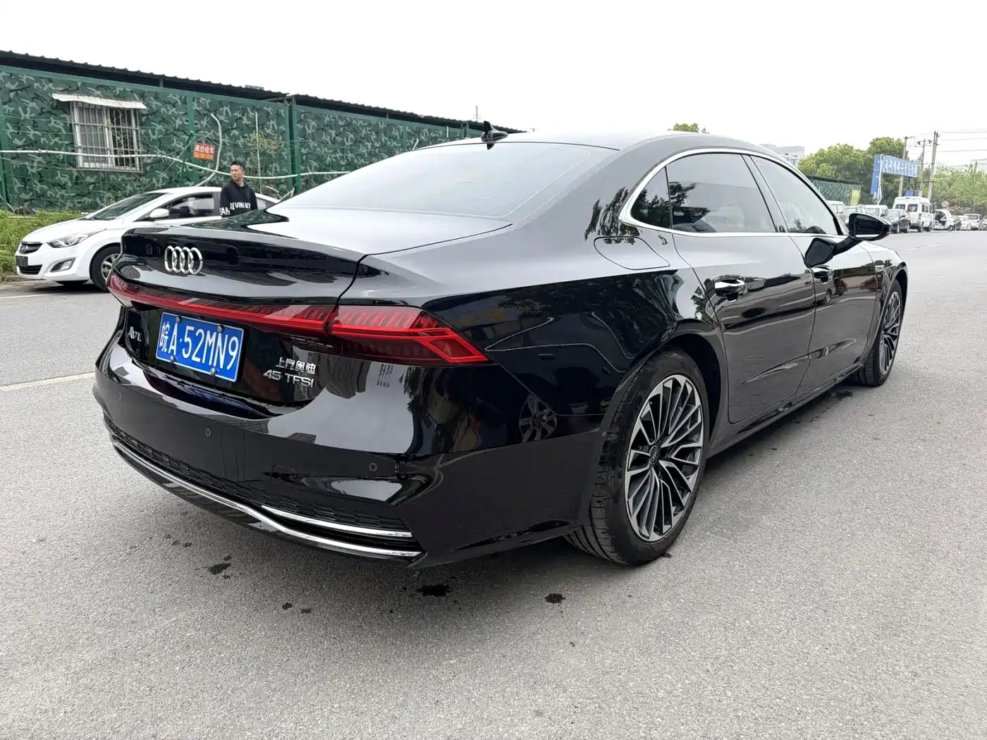 Audi A7L 2024 45 TFSI Luxury фото 6