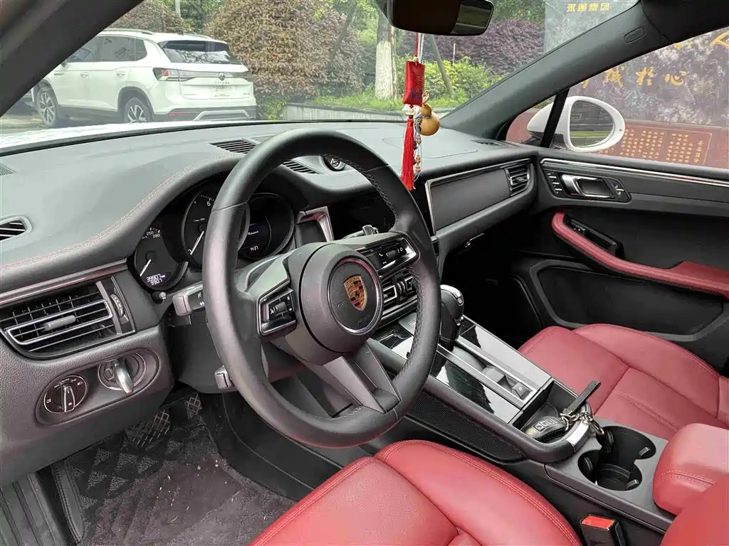 Porsche Macan 2022 Macan 2.0T фото 11