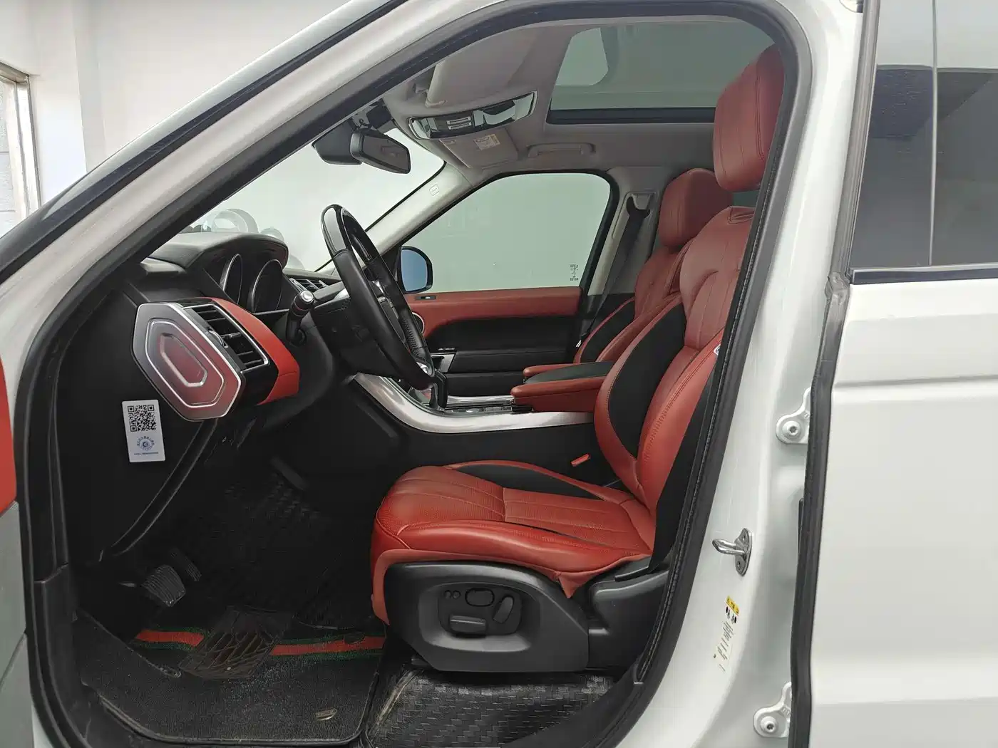 Land Rover Range Rover Sport 2014 3.0 SC V6 HSE фото 8