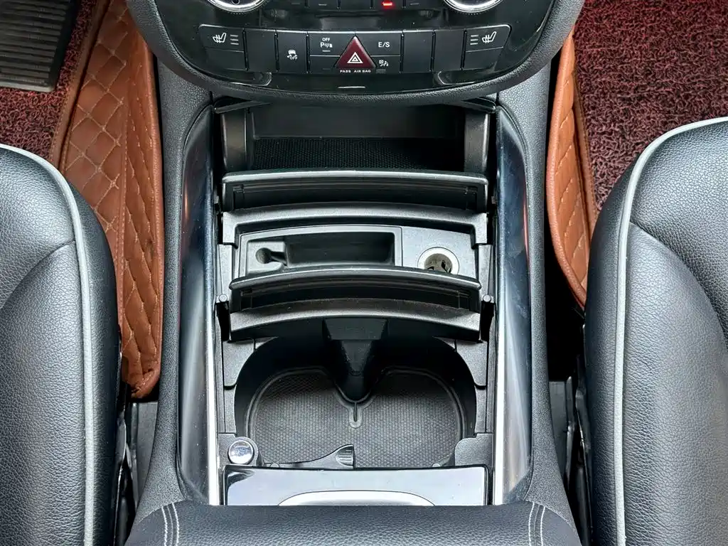 Mercedes-Benz R-Class 2014 R 320 4MATIC Luxury фото 31