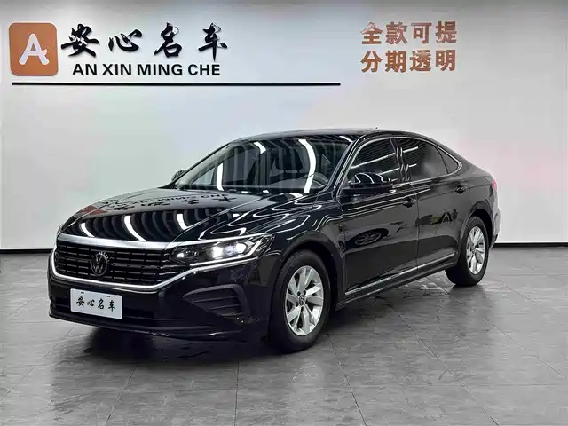 VOLKSWAGEN PASSAT 2023
