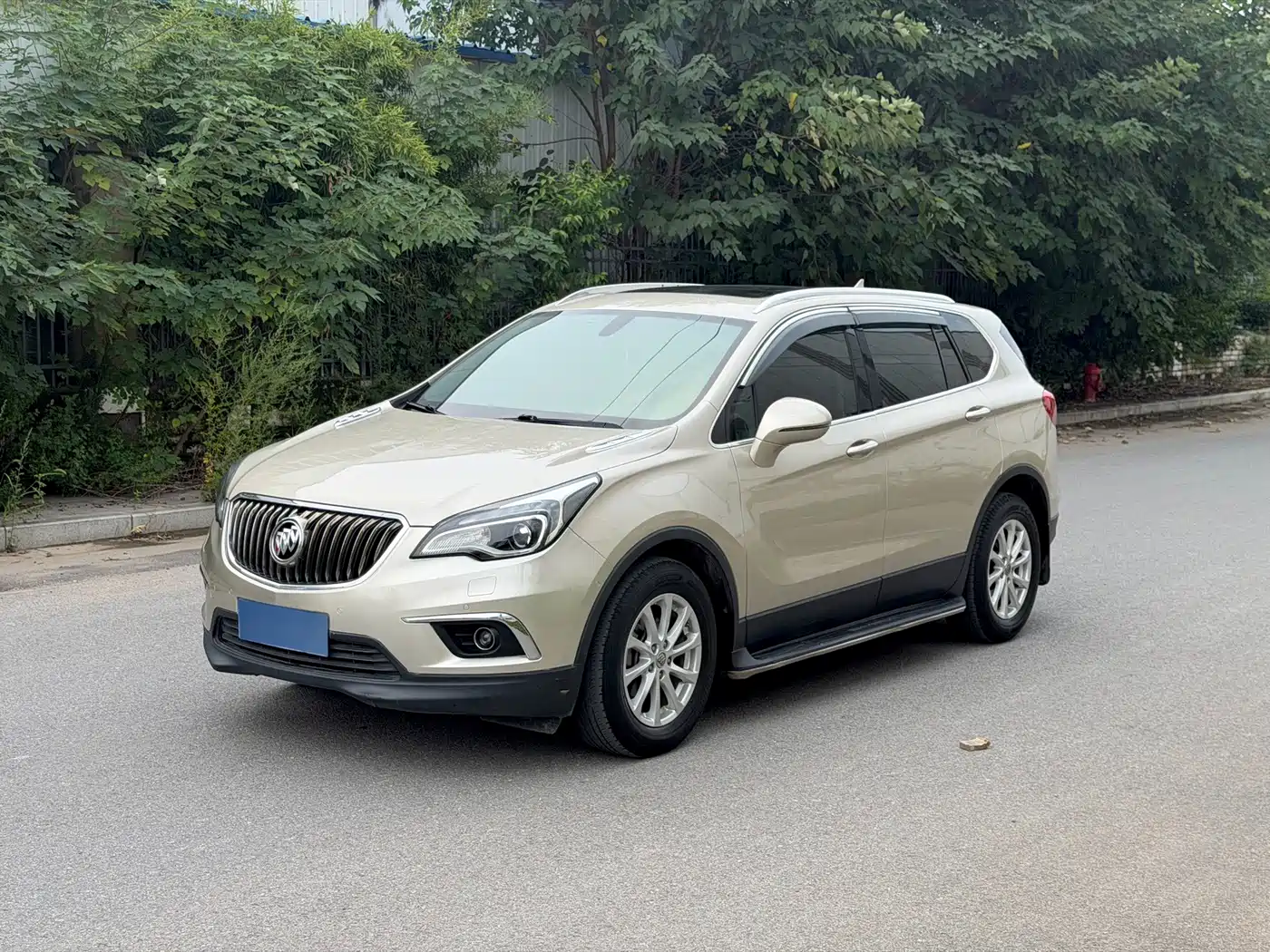 Фото 1 - Buick Envision Plus