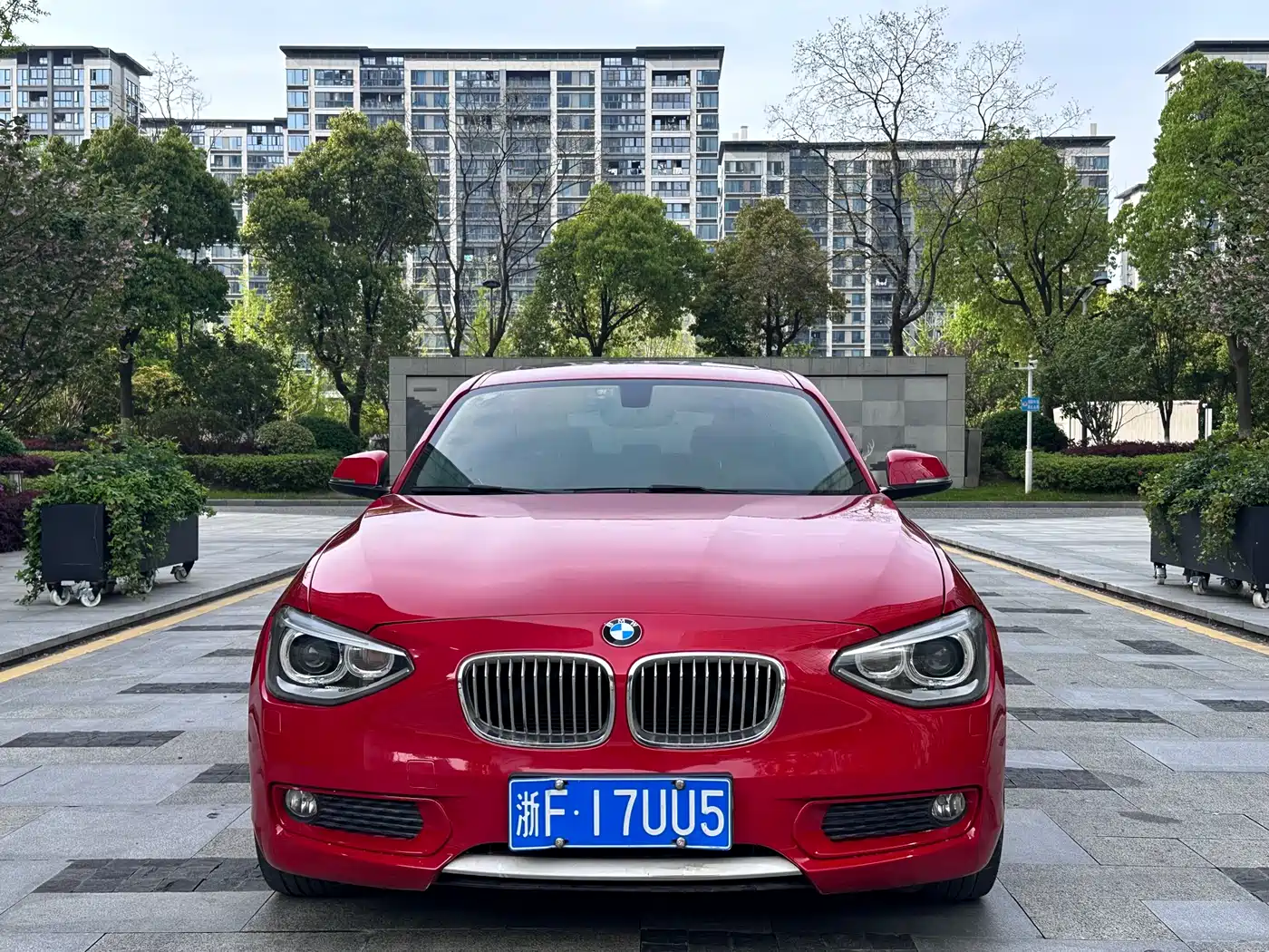 BMW 1 Series (Import) 2013 Facelift 116i Urban Model фото 2