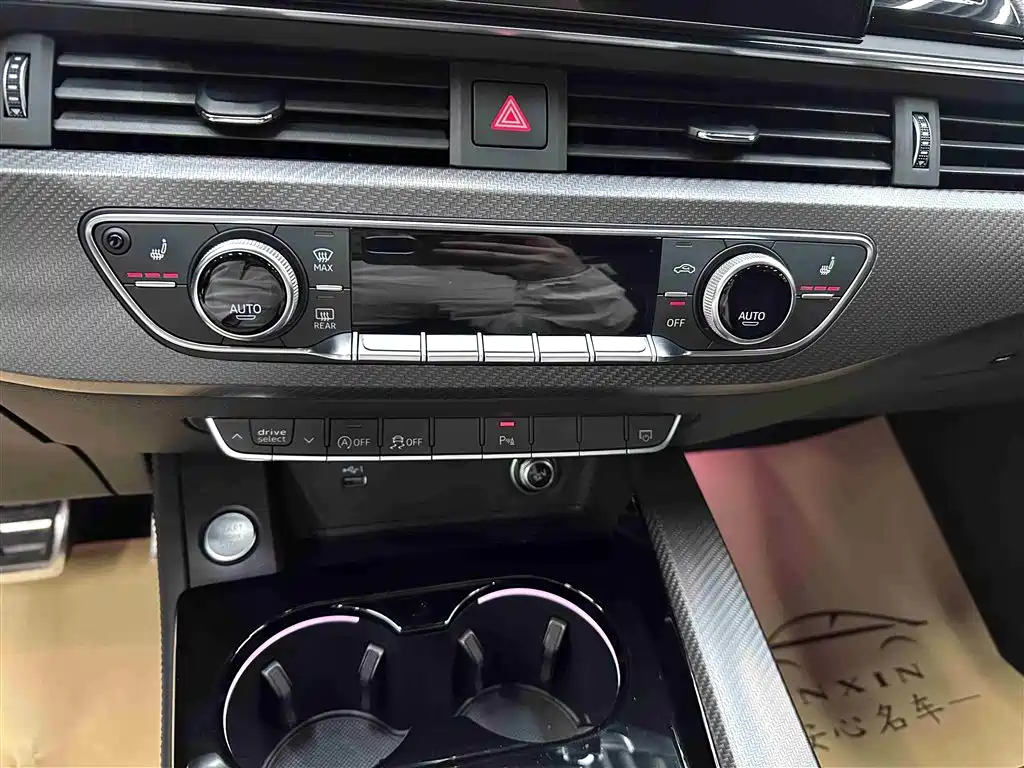 Audi A4L 2024 40 TFSI quattro RS Kit Speed Edition фото 12