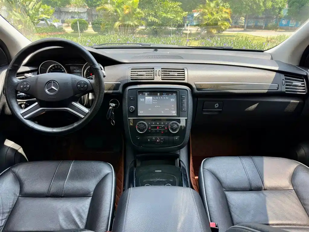 Mercedes-Benz R-Class 2014 R 320 4MATIC Luxury фото 11