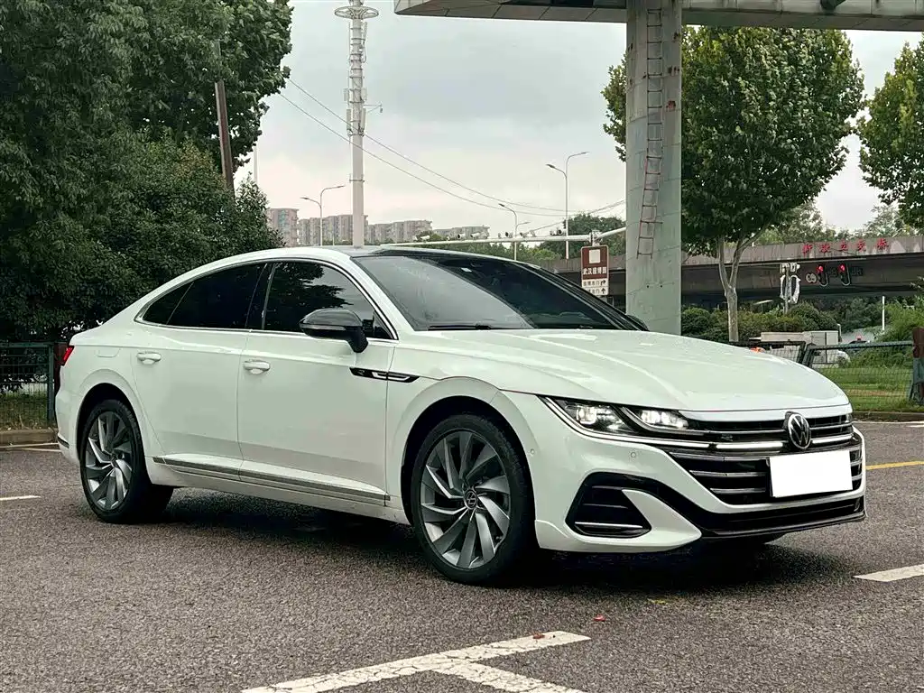 Volkswagen FAW-Volkswagen CC 2021 380TSI Eye-catching Edition фото 10