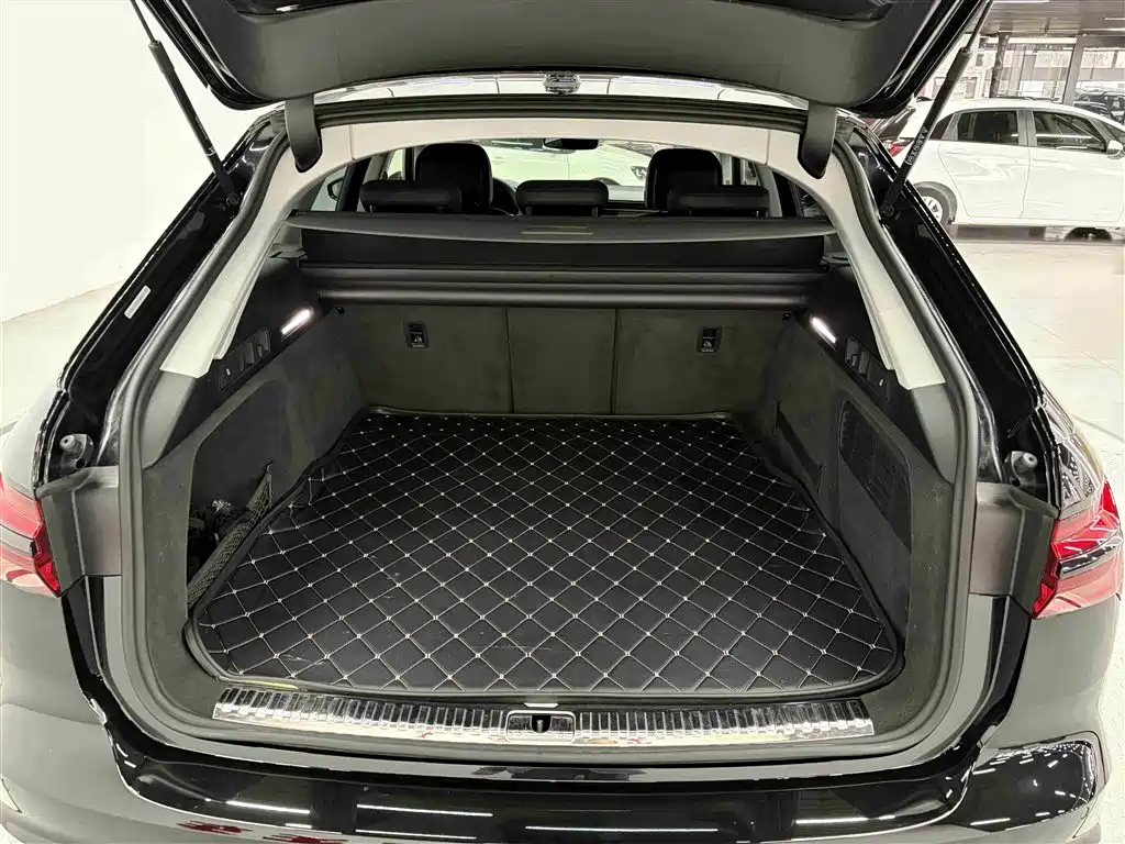 Audi A6 (Import) 2021 allroad quattro Explorer 55 TFSI Premium Off-road фото 24
