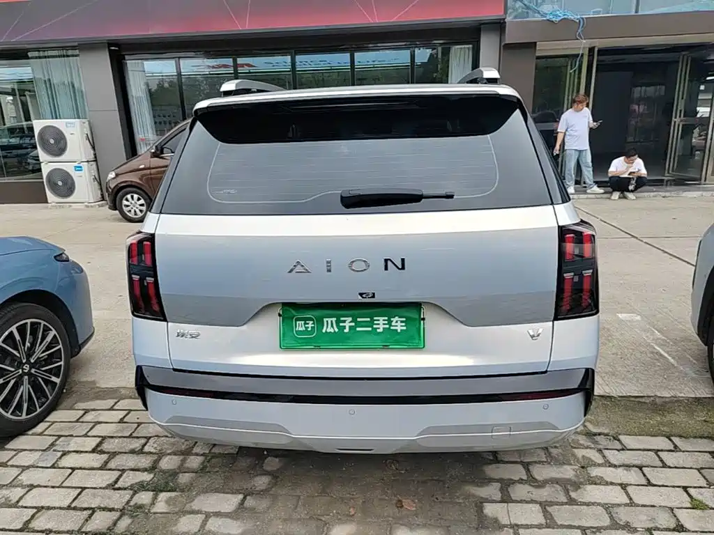 Aion V 2025 2024 Aion T-Rex 650 Smart Premium Edition
