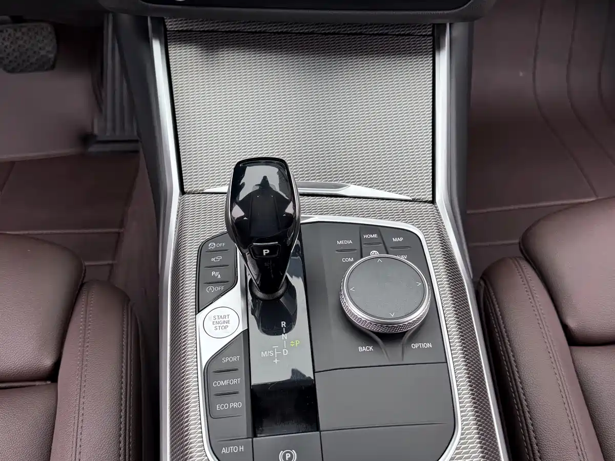 BMW 3 Series 2020 325Li M Sport Black Night Package фото 18