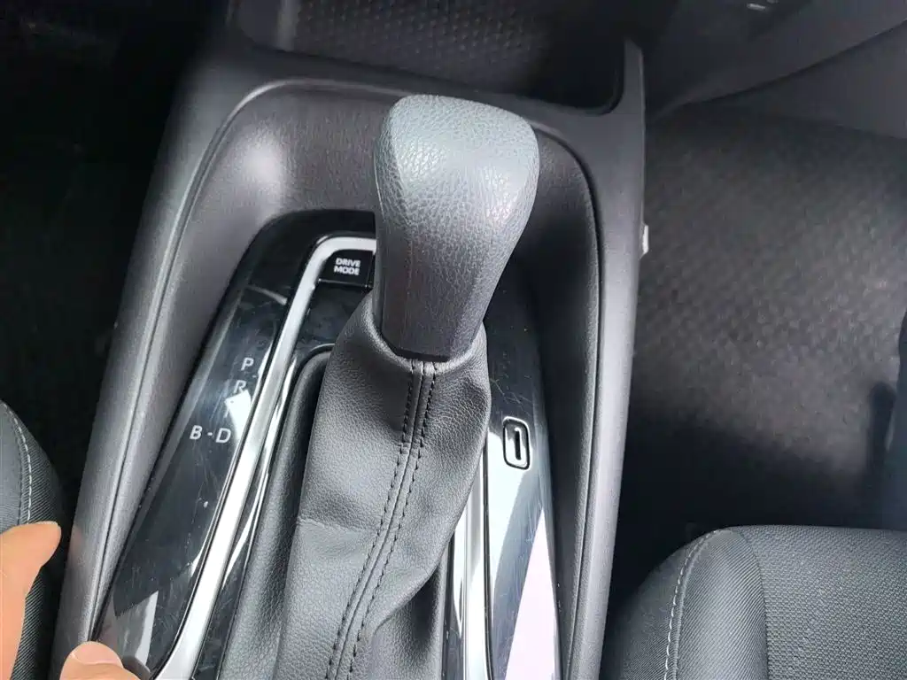 Toyota Corolla 2023 1.8L Smart Hybrid Dual Engine Elite Edition фото 7