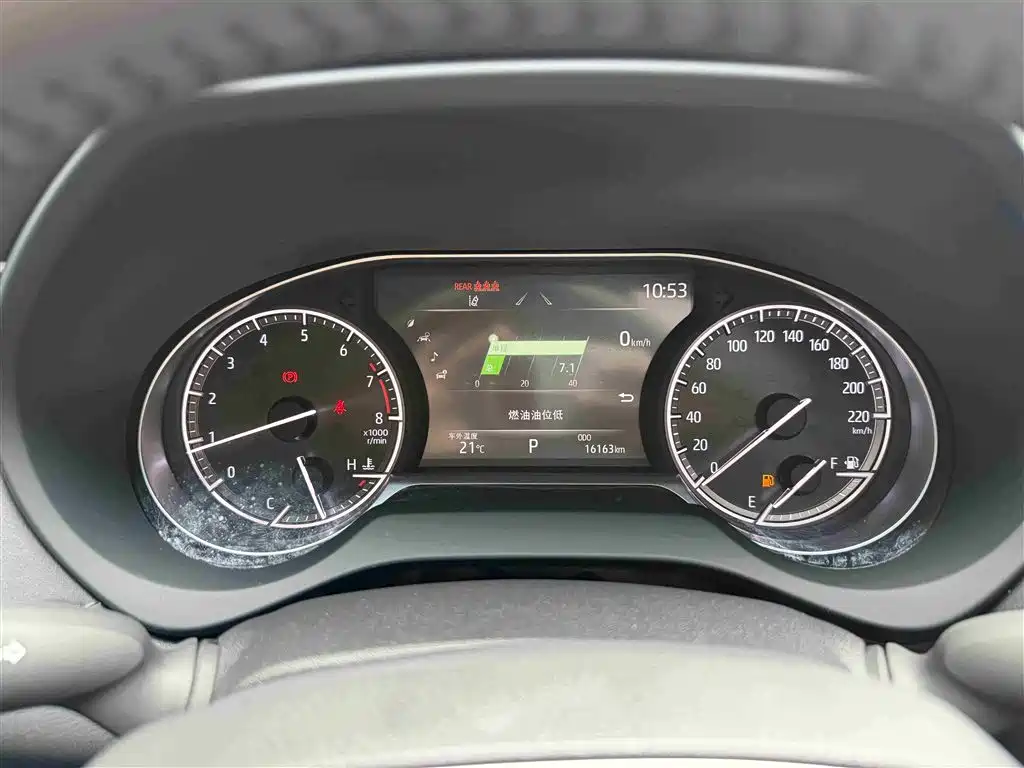 Toyota Venza 2023 2.0L CVT FWD Luxury фото 9