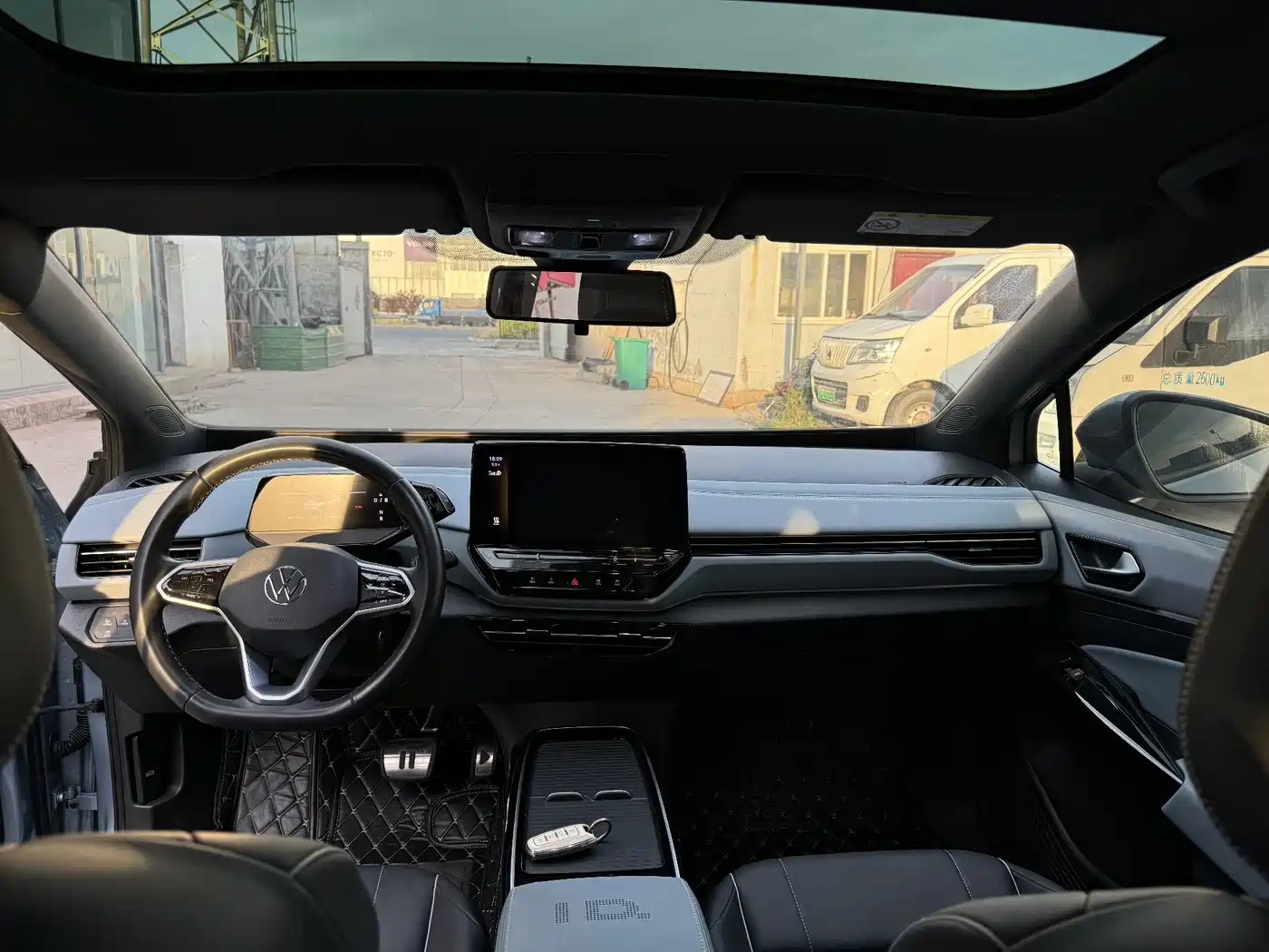 Volkswagen ID.4 X 2023 Pure Smart Edition фото 9