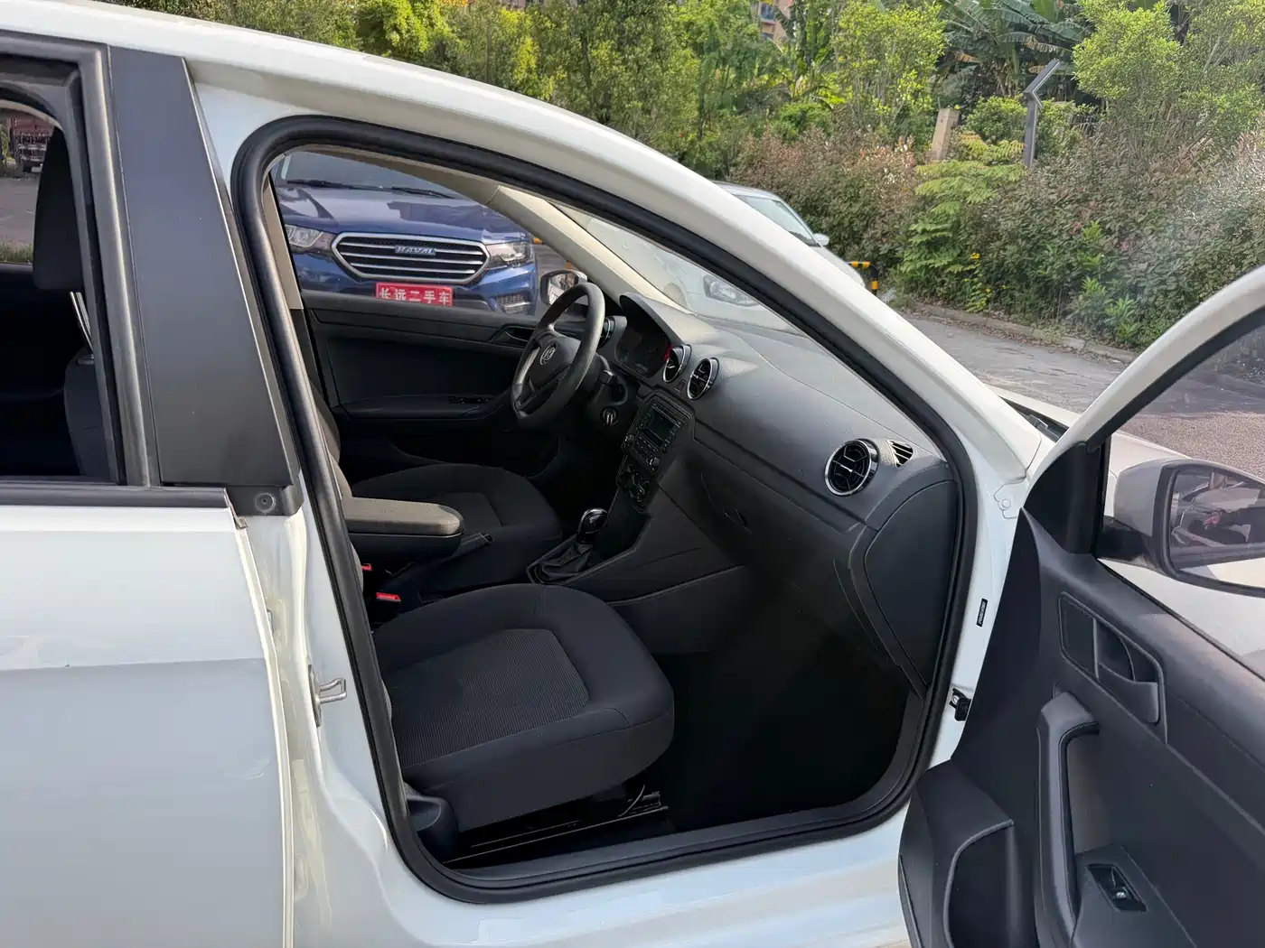 Volkswagen Jetta 2017 1.5L Automatic Fashion фото 10