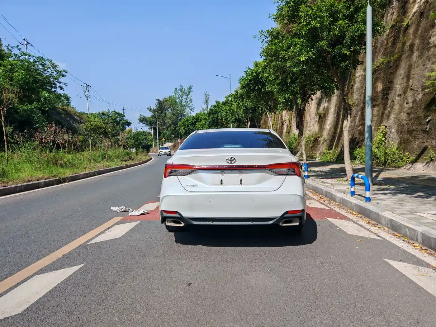 Toyota Avalon 2019 2.0L Luxury Edition (China VI) фото 8
