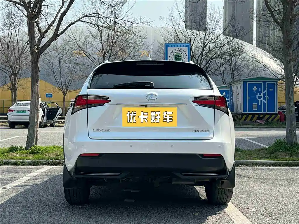 Lexus NX 2015 200 FWD Premium фото 5