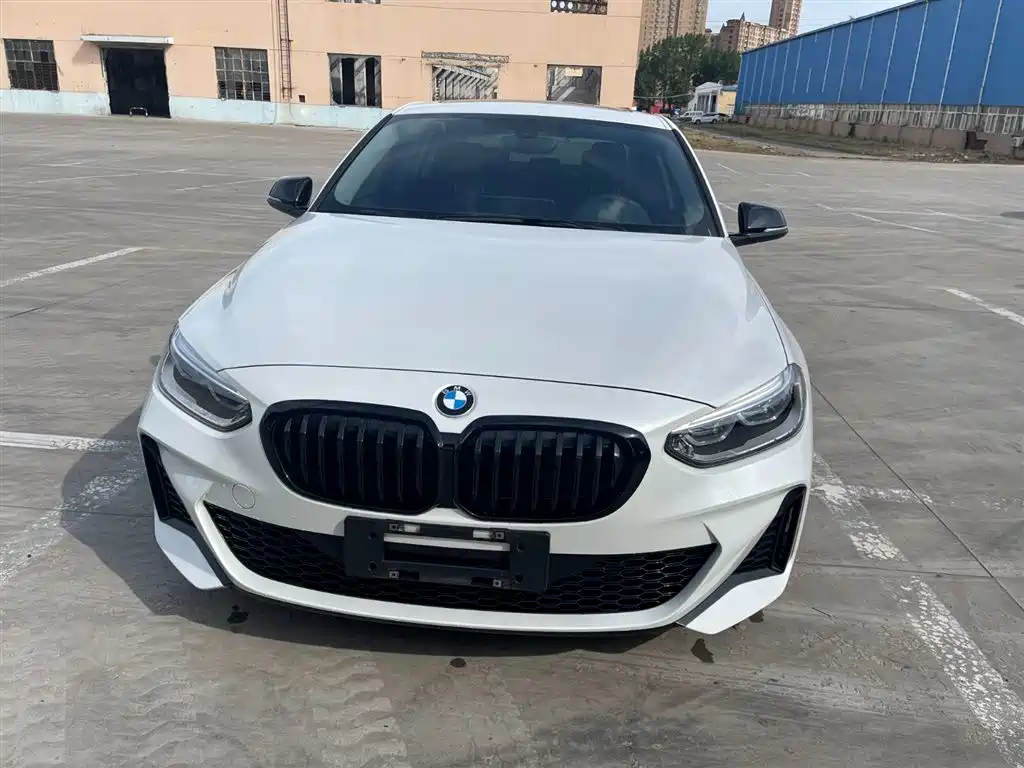  BMW BMW 1 Series 2022 120i M Sport Shadow Edition 2