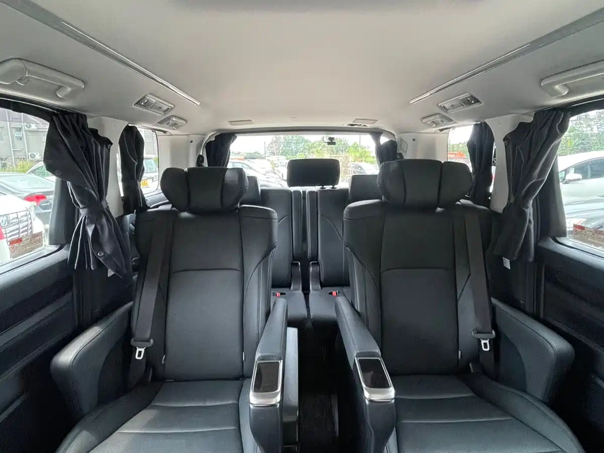 Toyota Alphard 2018 Facelift 3.5L Luxury Edition фото 8