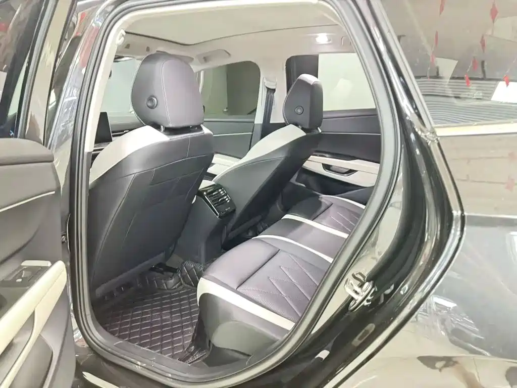 Volkswagen Sagitar 2026 2025 300TSI DSG Mid-range Edition