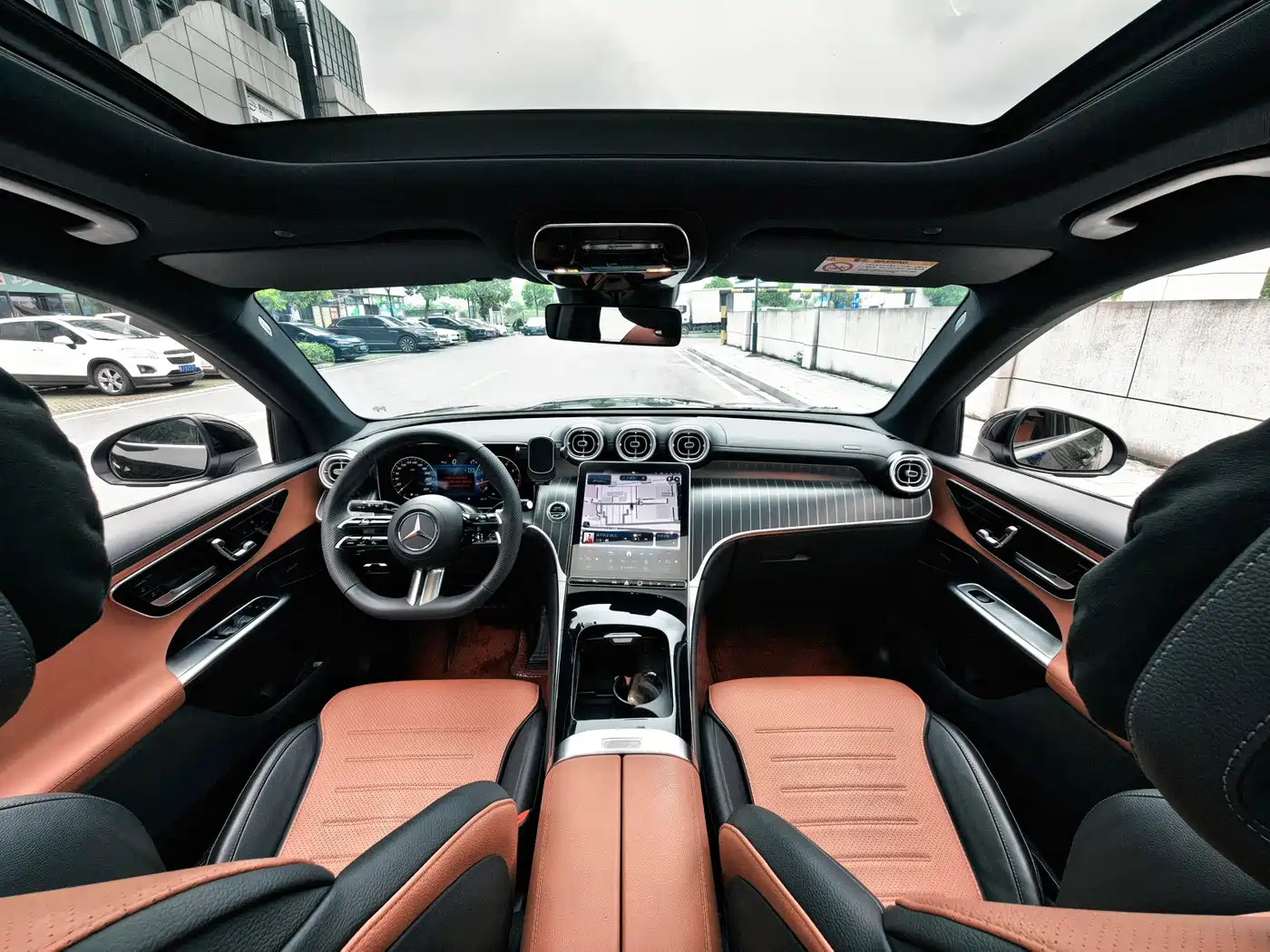 Mercedes-Benz GLC 2023 Facelift GLC 300 L 4MATIC Sport 7-Seater фото 12
