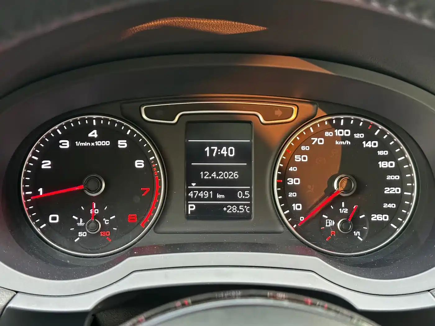 Audi Q3 2015 35 TFSI Comfort фото 6