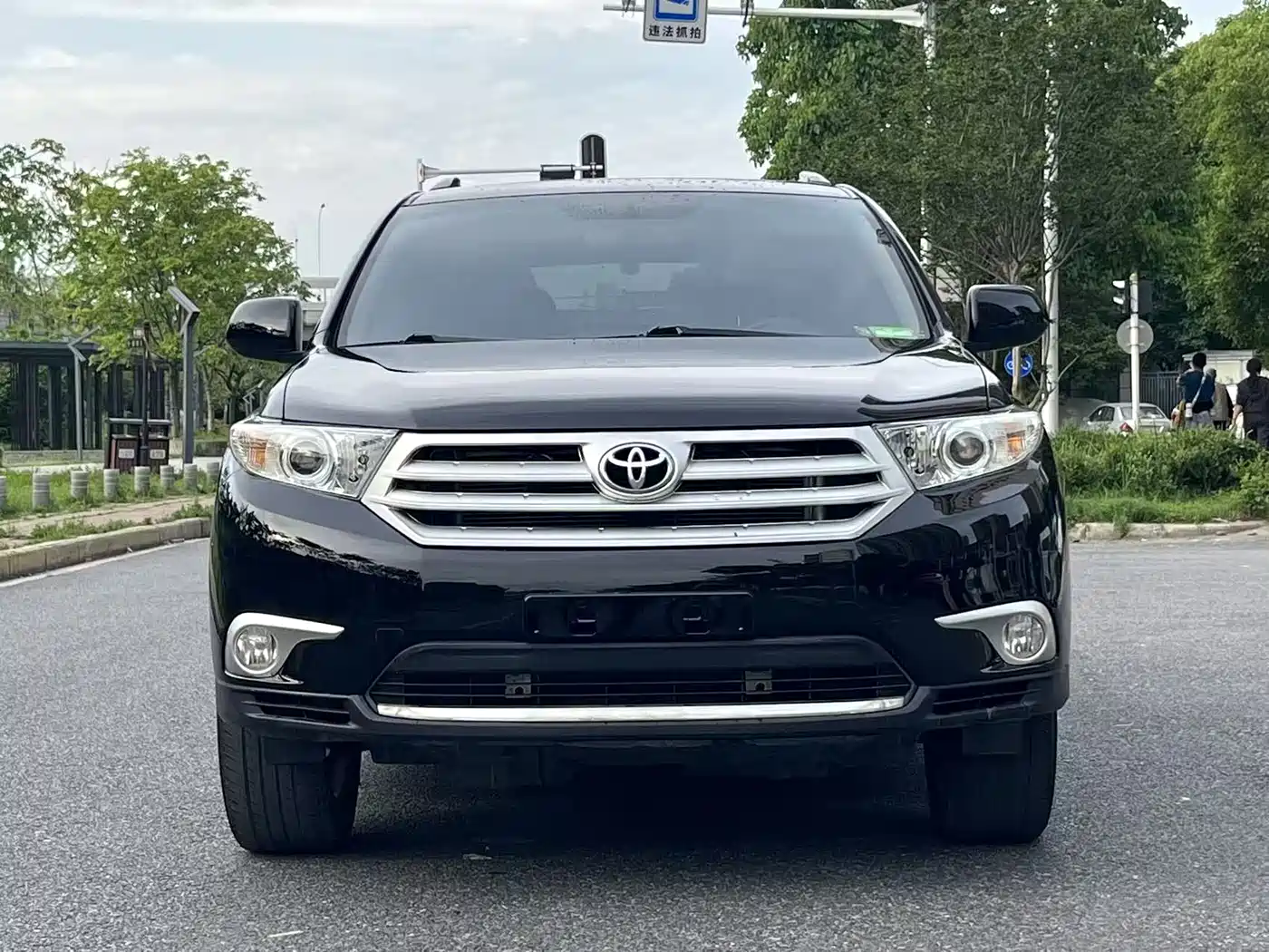 Toyota Highlander 2012 2.7L 2WD 7-Seater Luxury Edition фото 2
