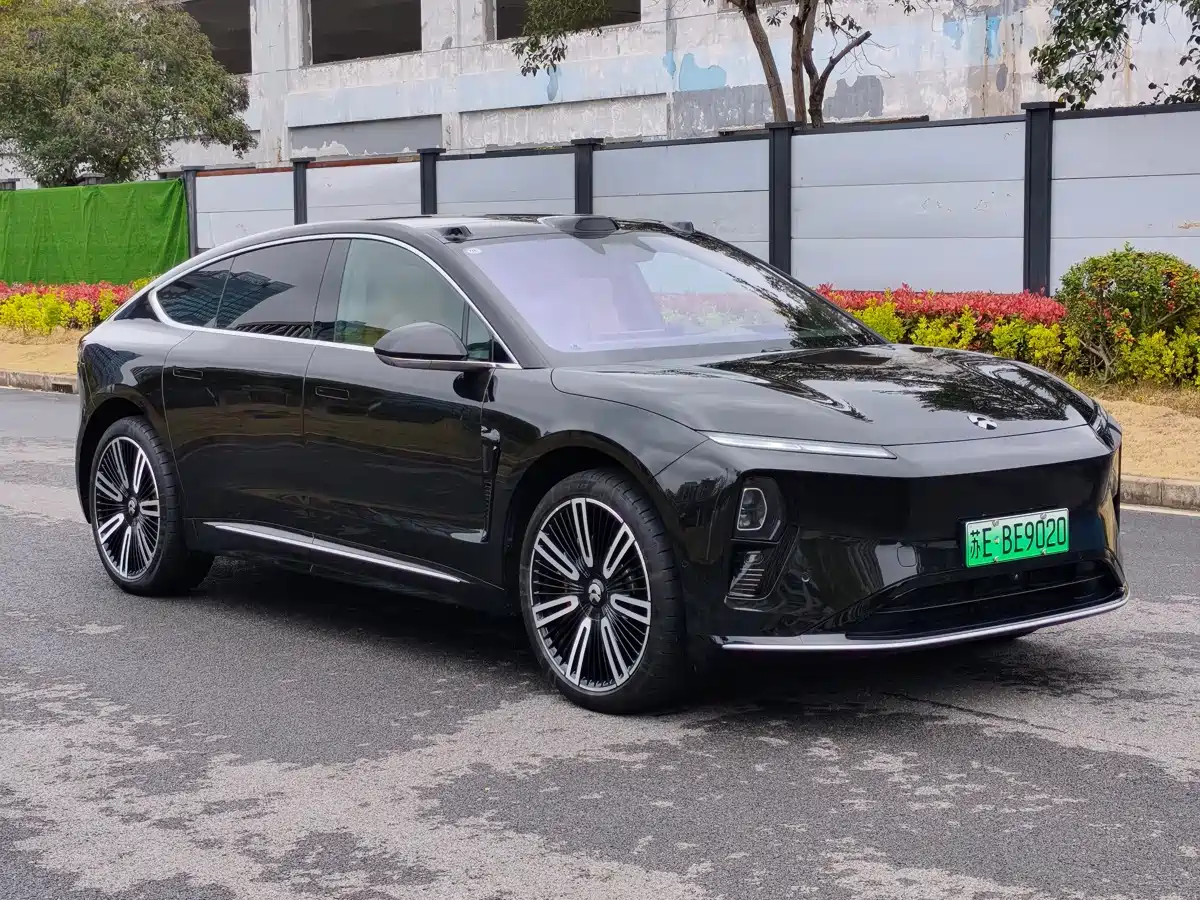 NIO NIO ET9