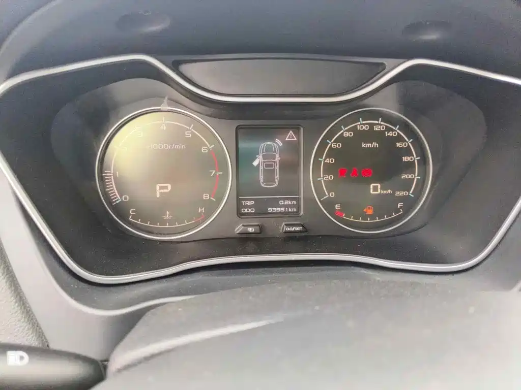 صورة 4 - Geely Emgrand X6