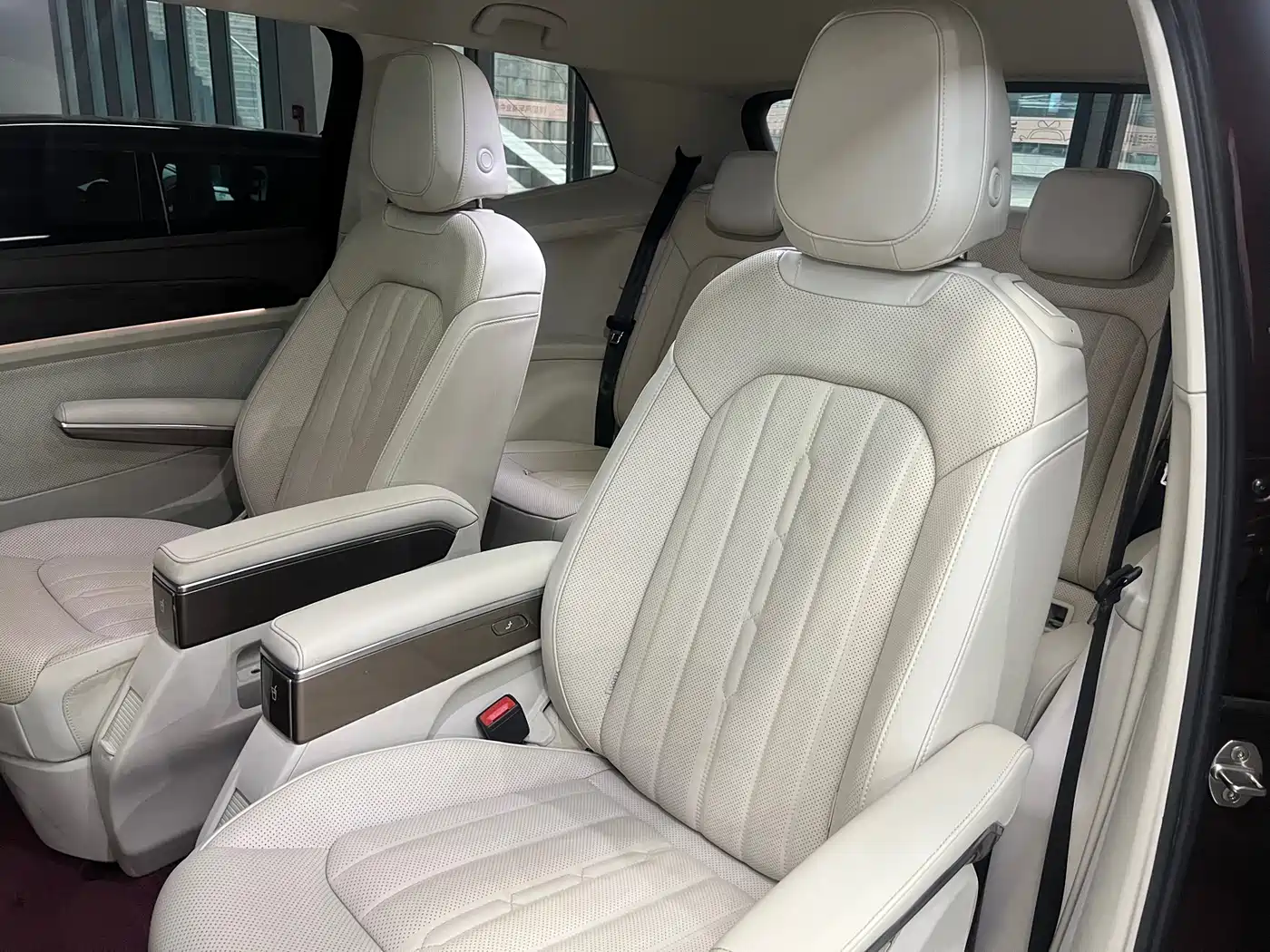 Volkswagen Viloran 2022 330TSI Luxury Edition фото 14