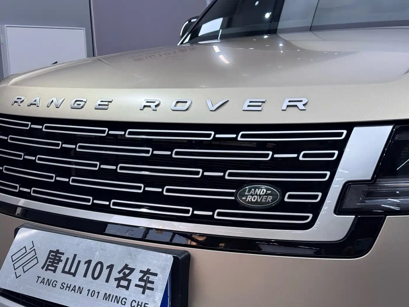 LAND ROVER RANGE ROVER