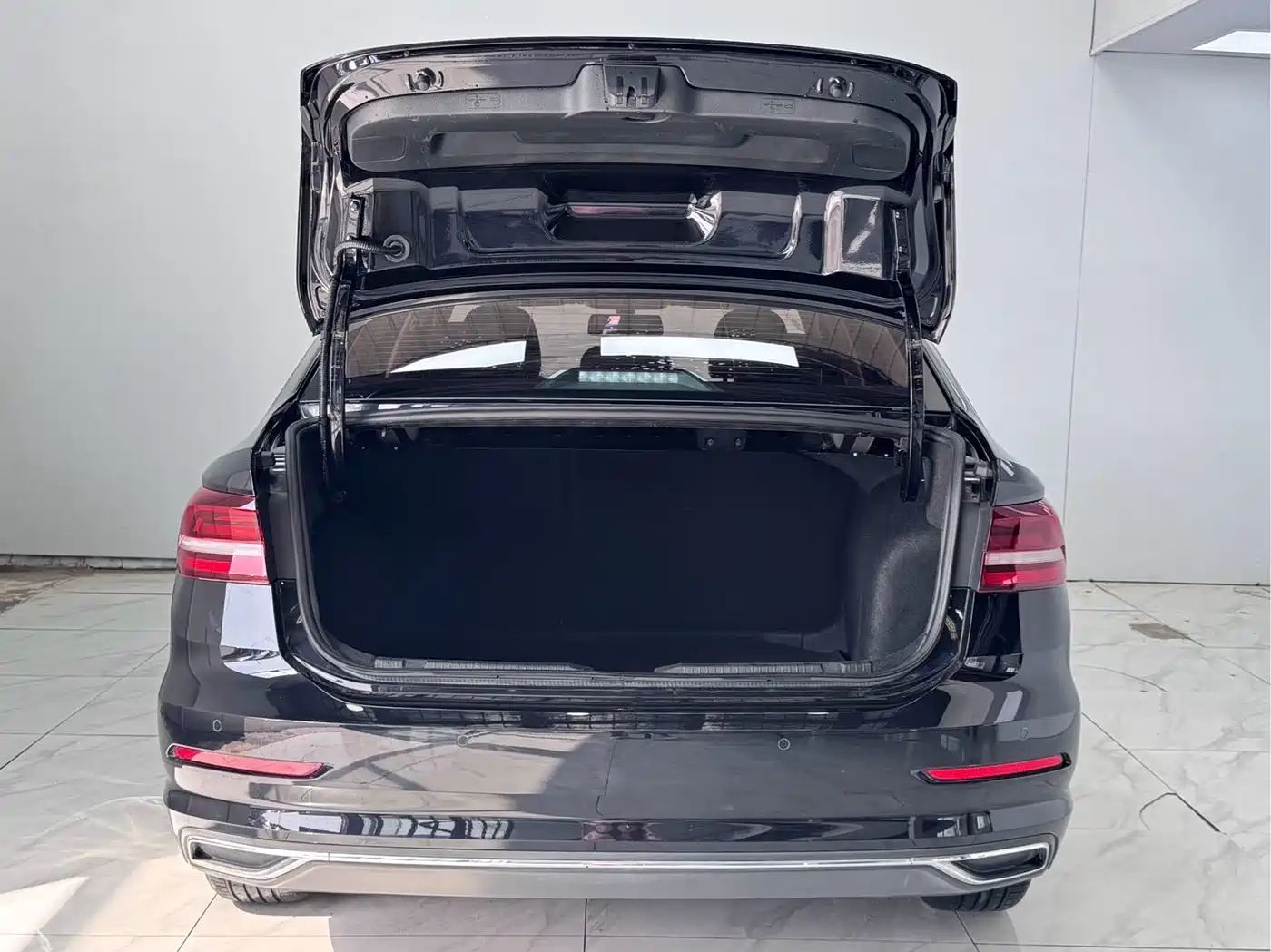 Volkswagen Lavida 2022 1.5L Auto Comfort Edition фото 15